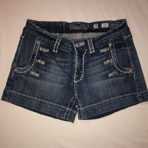 Miss Me shorts size 29